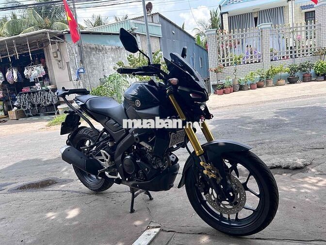 Cần bán em xe MT15 chính chủ