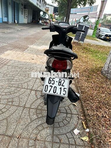 Honda Blade 2017 Đen đỏ 17.000km 1 chủ biển 65
