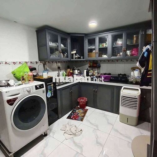 Chủ cần bán nhà mặt tiền đường tổ 7to 8 sát bên chợ và trường học