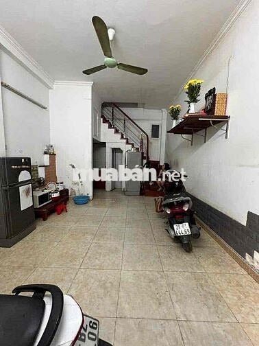 Vương Thừa Vũ, 50m ra ô tô, ngõ ba gác, nhà dân xây. 30mx4T. Chỉ 6 tỷ
