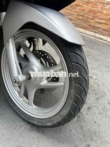 Honda Air Blade Trắng bạc
