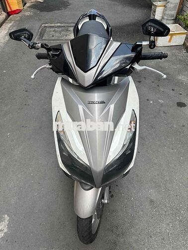 Honda Air Blade Trắng bạc