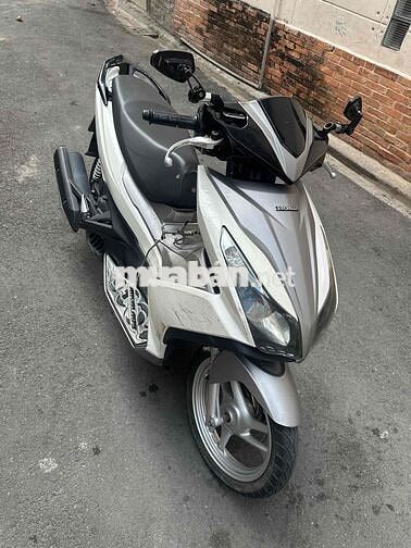 Honda Air Blade Trắng bạc