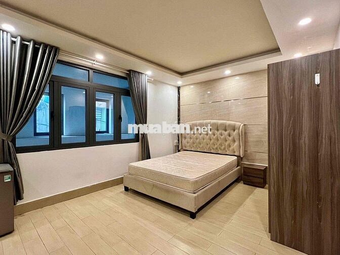 studio cửa sổ lớn đi bộ qua y dược full nt mới phù hợp cho sinh viên