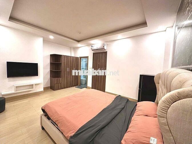 studio cửa sổ lớn đi bộ qua y dược full nt mới phù hợp cho sinh viên