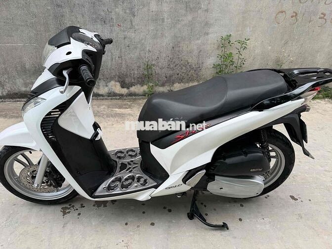 Honda SH 150 2013 khoá smatkey lên fom ý
