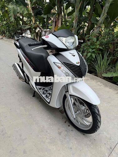 Honda SH 150 2013 khoá smatkey lên fom ý