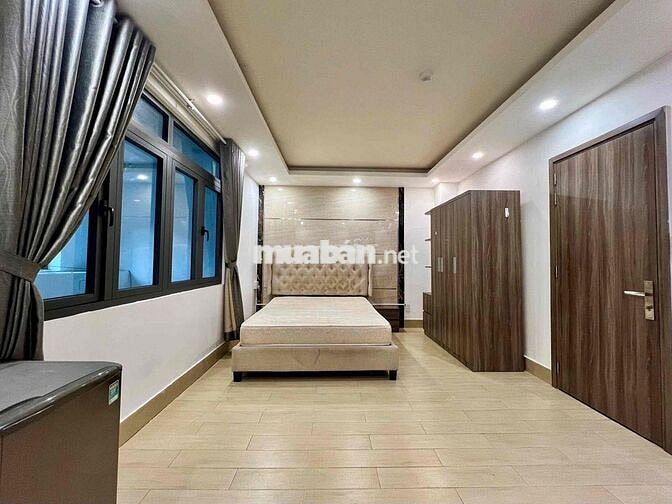 studio cửa sổ lớn đi bộ qua y dược full nt mới phù hợp cho sinh viên