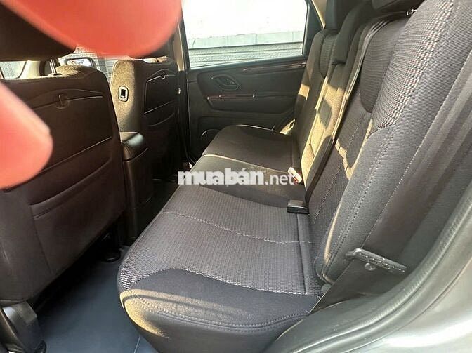 Ford Escape 2011 XLS 129849 km Xám