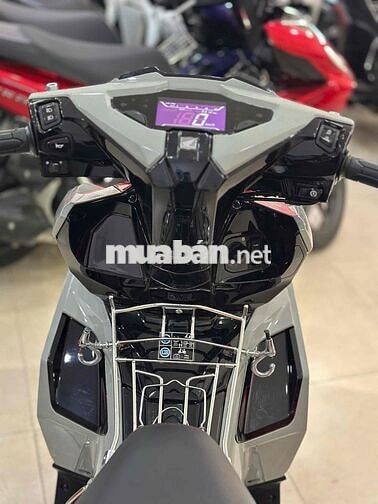 Honda Air Blade 125-4V/2025.Xám Đỏ Sport.BS49