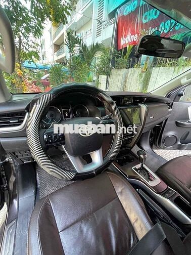 Toyota Fortuner 2017 Đen nâu ,bao rút gốc