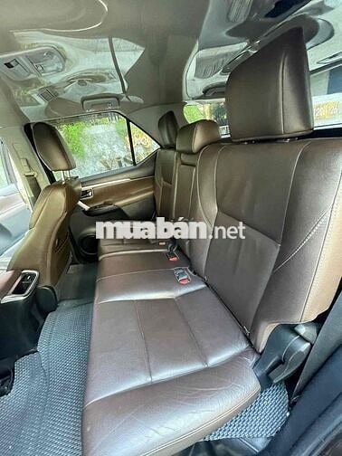 Toyota Fortuner 2017 Đen nâu ,bao rút gốc