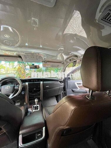 Toyota Fortuner 2017 Đen nâu ,bao rút gốc