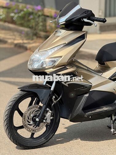 Honda Air Blade 110 Fi 2011 Vàng đồng