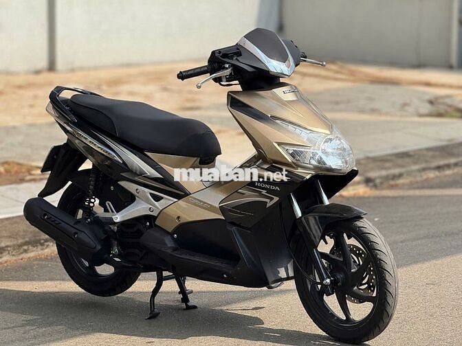 Honda Air Blade 110 Fi 2011 Vàng đồng