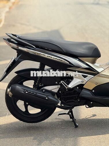 Honda Air Blade 110 Fi 2011 Vàng đồng
