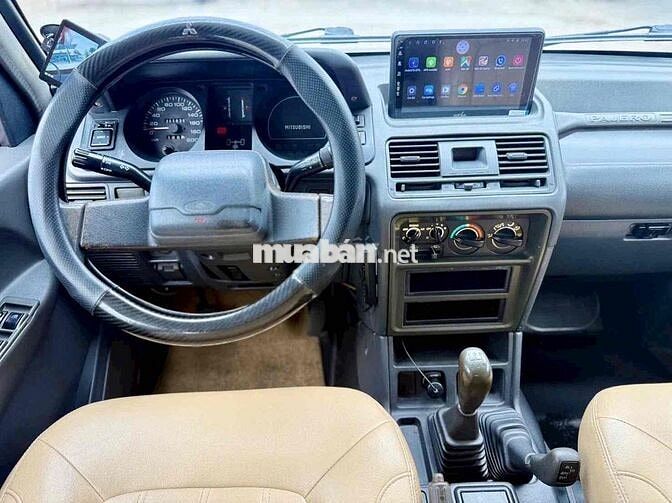 Mitsubishi Pajero V6 3000