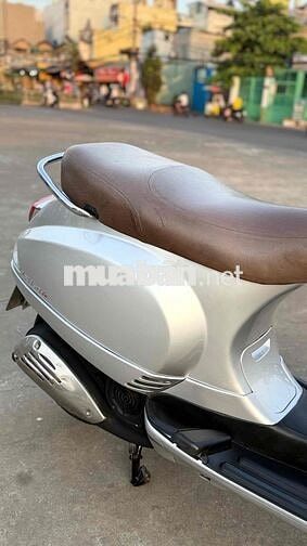 [SIÊU PHẨM]👉 vespa Fi 2012 bạc Porche-Hót 2025-ĐẸP