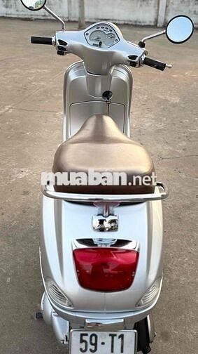 [SIÊU PHẨM]👉 vespa Fi 2012 bạc Porche-Hót 2025-ĐẸP