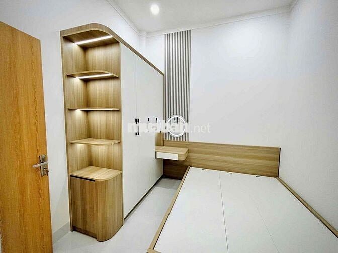 CHO THUÊ NHÀ 4PHÒNG NGỦ GẦN ĐẠI HỌC QUỐC TẾ MIỀN ĐÔNG & TP MỚI AEON