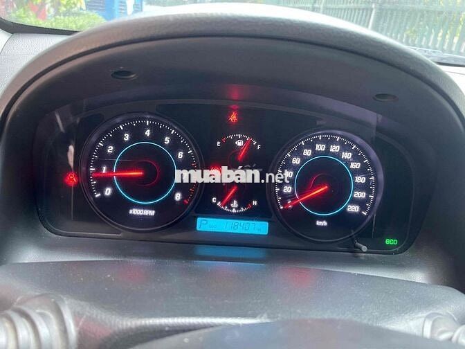 Chevrolet Captiva Bạc 7 chỗ 118.407 km