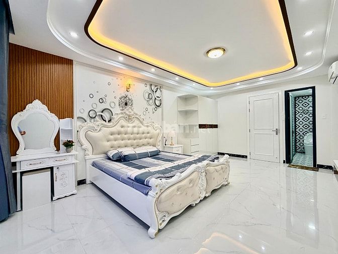 GIẢM GIÁ 2 tỷ 💰 DT 4x17m Đường ô tô vào nhà. Khu cao cấp, 