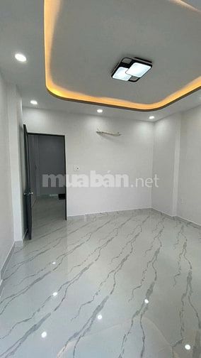 Bán gấp nhà gần Aeon Tên Lửa giá 1,67 tỷ 2PN 2WC có SHR