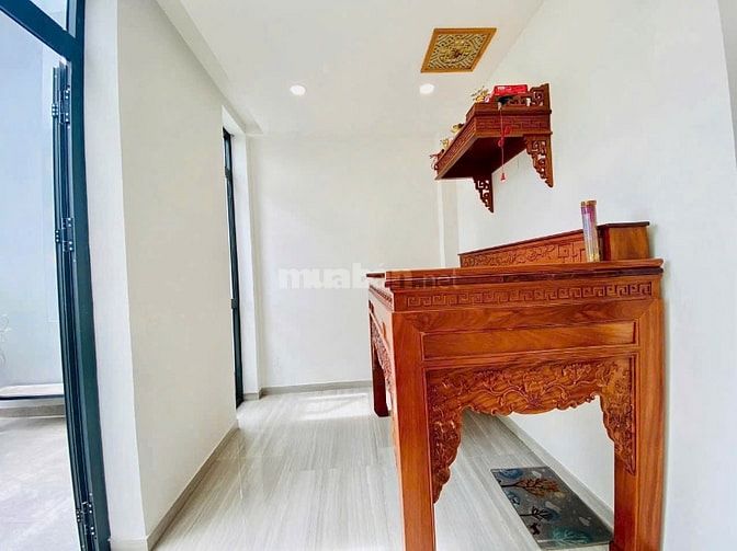 GIẢM GIÁ 2 tỷ 💰 DT 4x17m Đường ô tô vào nhà. Khu cao cấp, 