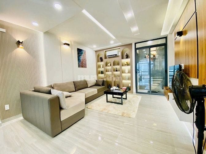 GIẢM GIÁ 2 tỷ 💰 DT 4x17m Đường ô tô vào nhà. Khu cao cấp, 