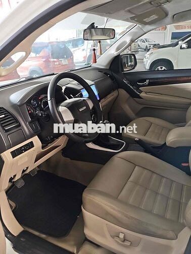 Isuzu Mu-X 2019 Trắng