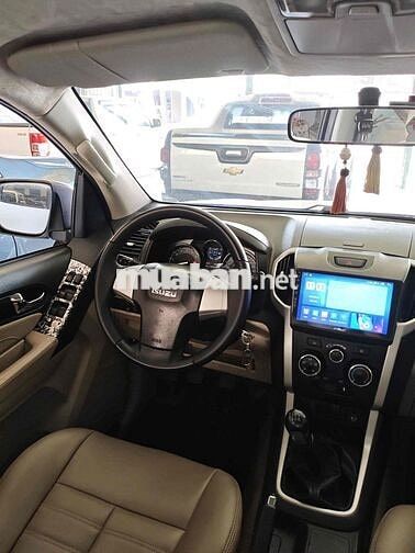 Isuzu Mu-X 2019 Trắng