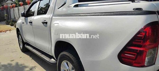 Toyota Hi Lux 2.4 E 2017 Trắng