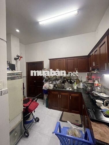 Bán nhà hẻm ôtô 4 tầng lo góc 2 mặt tiền hẻm thoáng mát