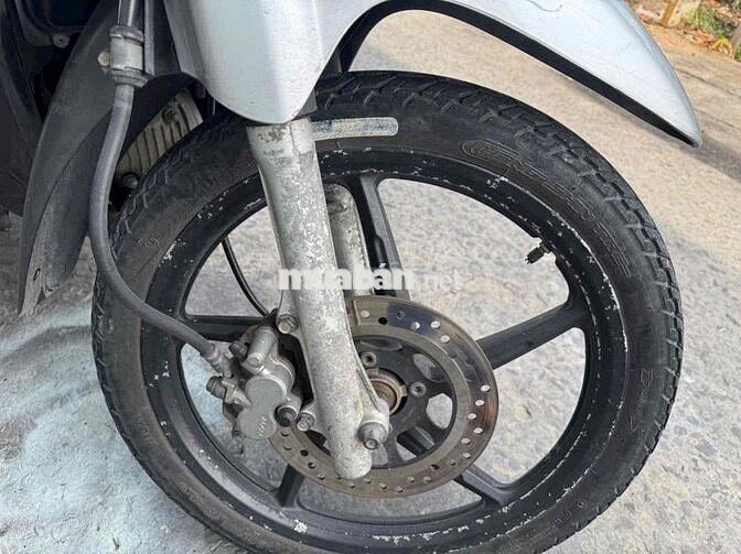 Honda Future 125 Bạc