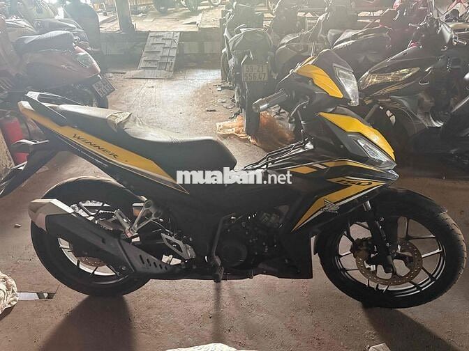 Honda Winner V1 2016 Vàng đen