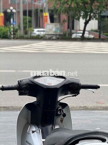 Honda Wave Trắng