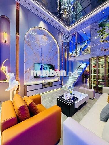 NHÀ MỚI XÂY KIỂU HIỆN ĐẠI NỘI THẤT CAO CẤP CÓ THANG MÁY V