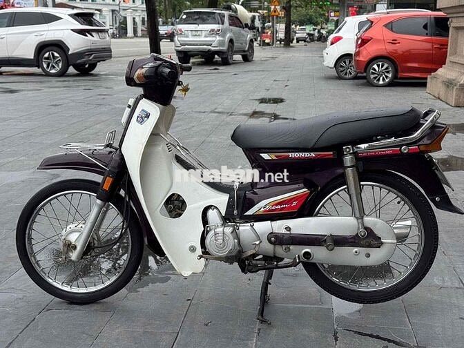 Honda Dream Tím trắng