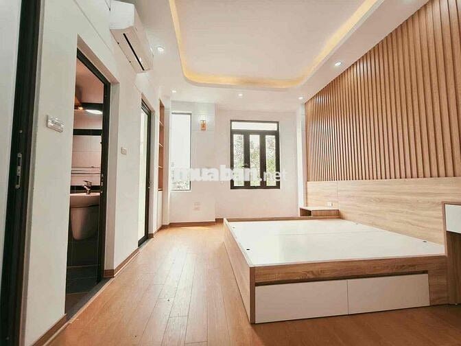 LĨNH NAM NHÀ HIẾM - OTO ĐỖ CỬA