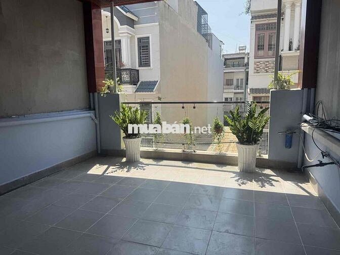 🏡 Nhà 3 tầng Linh Đông, hẻm 8m ô tô, gần Phạm Văn Đồng – giá 6.6 tỷ