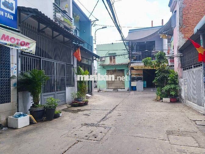 NHÀ 2 TẦNG MỚI XÂY - LÔ GÓC 2 MẶT TIỀN, THÍCH HỢP BUÔN BÁN KINH DOANH