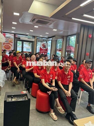 JOLLIBEE Q3 TUYỂN, NHẬN VIỆC NGAY