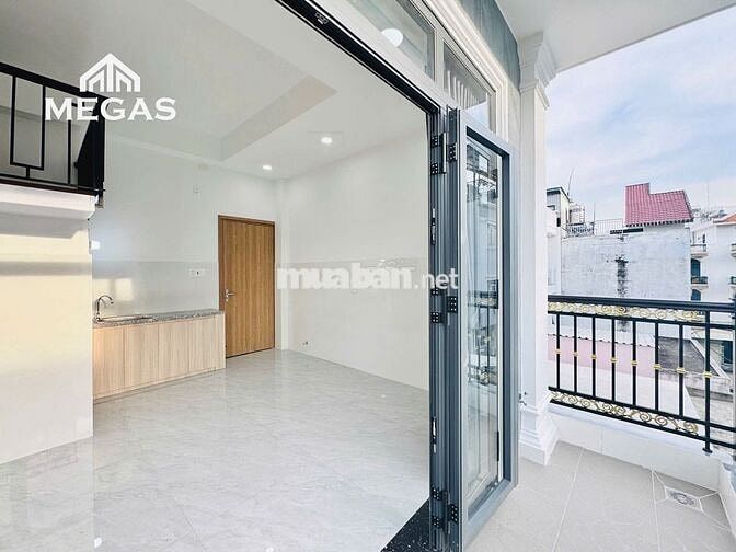 DUPLEX BAN CÔNG THIẾT KẾ HIỆN ĐẠI NGAY ĐH NGÂN HÀNG