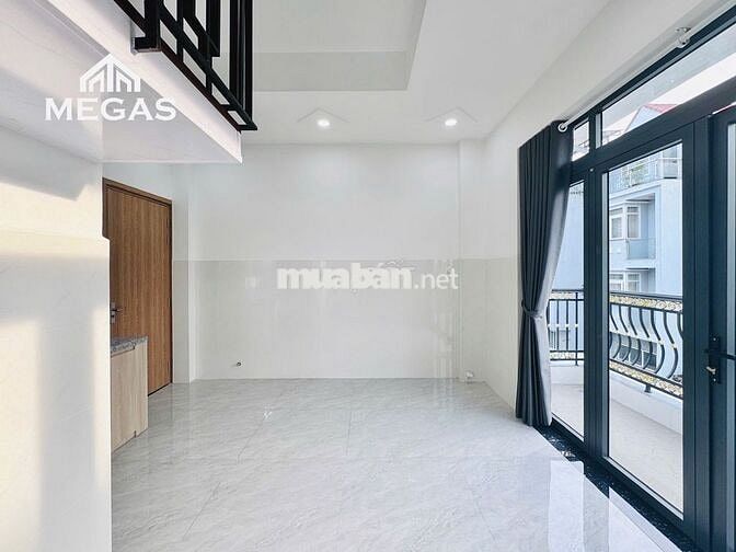DUPLEX BAN CÔNG THIẾT KẾ HIỆN ĐẠI NGAY ĐH NGÂN HÀNG