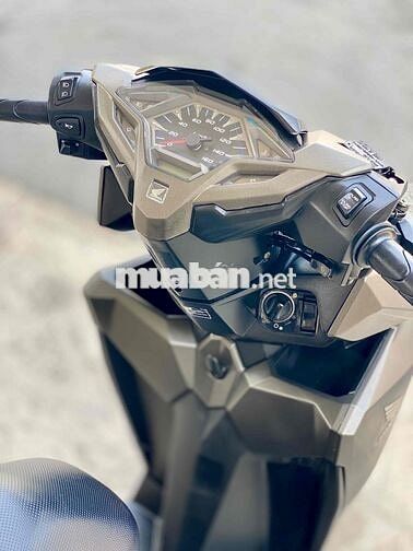 Honda Vario 150 2016 Vàng cát