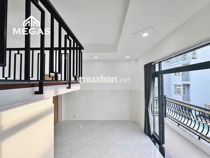 DUPLEX BAN CÔNG THIẾT KẾ HIỆN ĐẠI NGAY ĐH NGÂN HÀNG