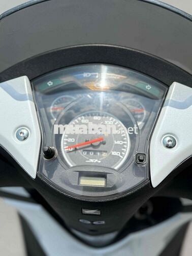 Honda SH 125i sm104