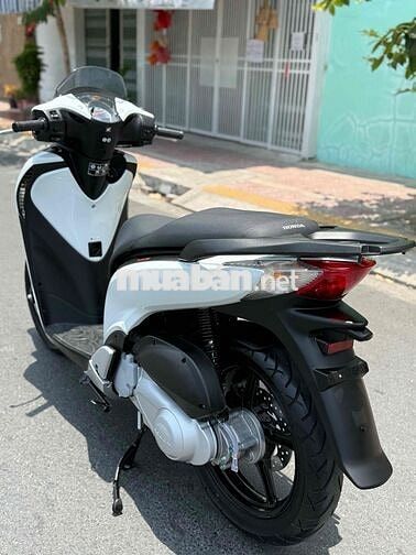 Honda SH 125i sm104