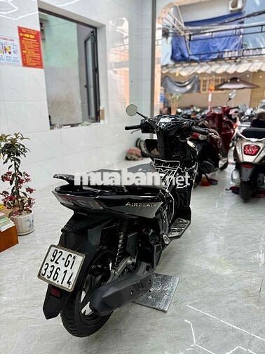 Honda Air Blade 125 Đen bóng