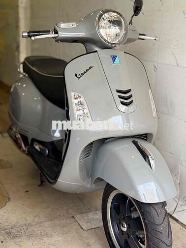 Piaggio Vespa GTS Super 2015 . Xám Xi Măng . BSTP